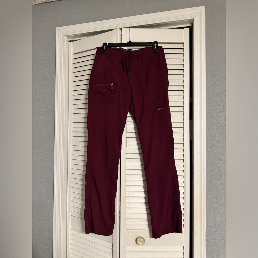 Burgundy Koi Medium Scrub Pants